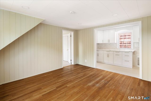 6 Minivale Road, Stamford, CT 06907