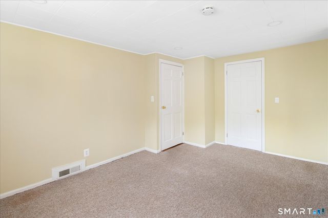 6 Minivale Road, Stamford, CT 06907