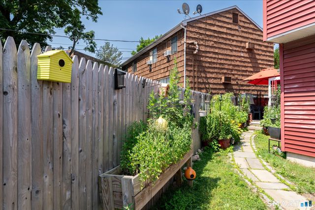 6 Minivale Road, Stamford, CT 06907