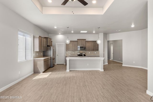 3072 Don Buck Drive, Las Cruces, NM 88011
