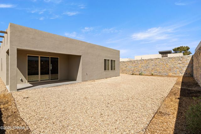 3072 Don Buck Drive, Las Cruces, NM 88011