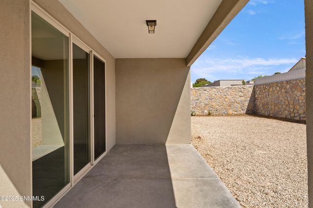 3072 Don Buck Drive, Las Cruces, NM 88011