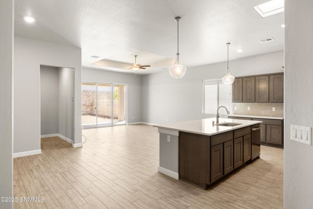 3072 Don Buck Drive, Las Cruces, NM 88011
