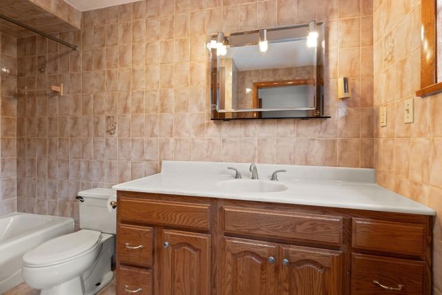 161 Park St, Medford, MA 02155