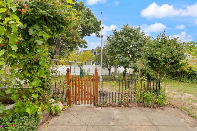 161 Park St, Medford, MA 02155
