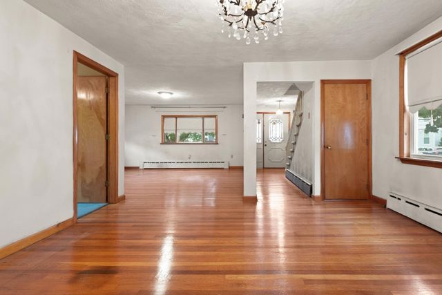 161 Park St, Medford, MA 02155
