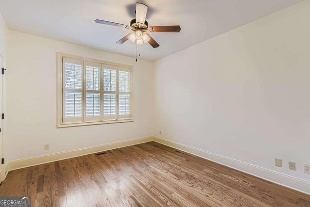 374 Beaumont Farms Drive, Sharpsburg, GA 30277