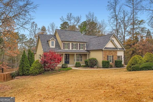 374 Beaumont Farms Drive, Sharpsburg, GA 30277