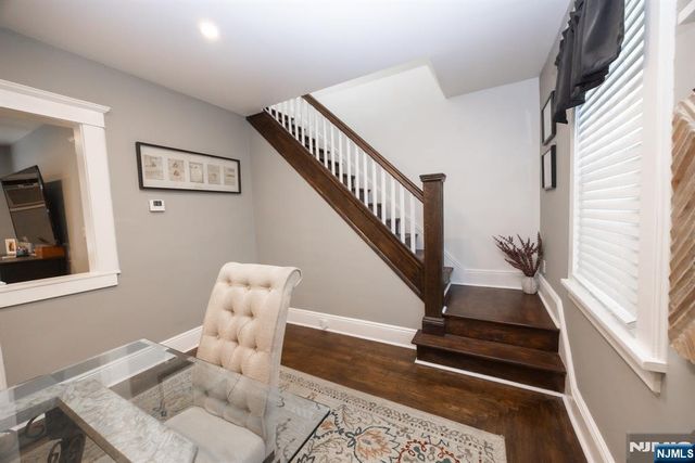17 Carnation Street, Bergenfield, NJ 07621
