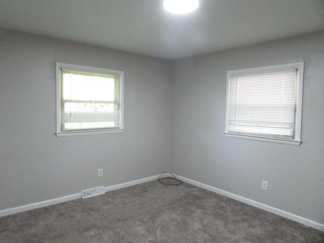 4364 E Atherton Road, Burton, MI 48519