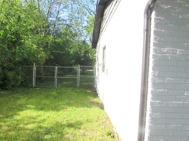 4364 E Atherton Road, Burton, MI 48519