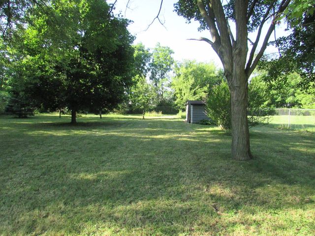 4364 E Atherton Road, Burton, MI 48519