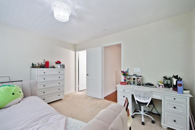 136 River Chase Cir, Sacramento, CA 95864