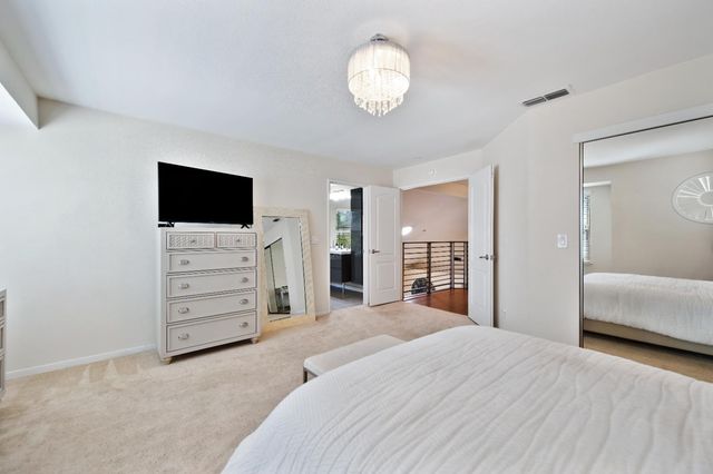 136 River Chase Cir, Sacramento, CA 95864