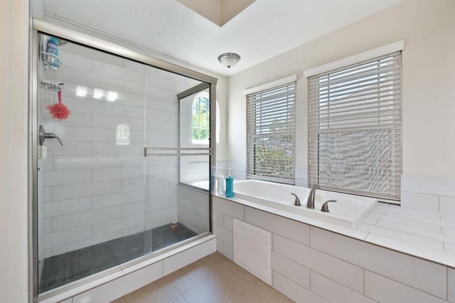 136 River Chase Cir, Sacramento, CA 95864