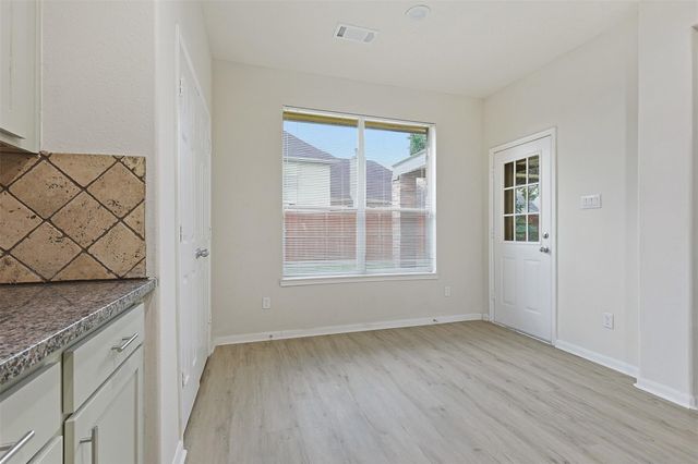 11022 Collingswood Drive, La Porte, TX 77571