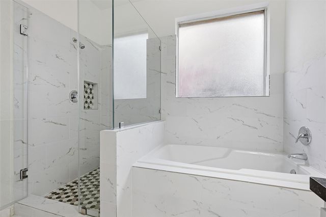 11022 Collingswood Drive, La Porte, TX 77571