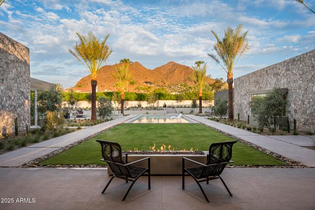 5120 N CASA BLANCA Drive, Paradise Valley, AZ 85253