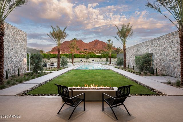 5120 N CASA BLANCA Drive, Paradise Valley, AZ 85253