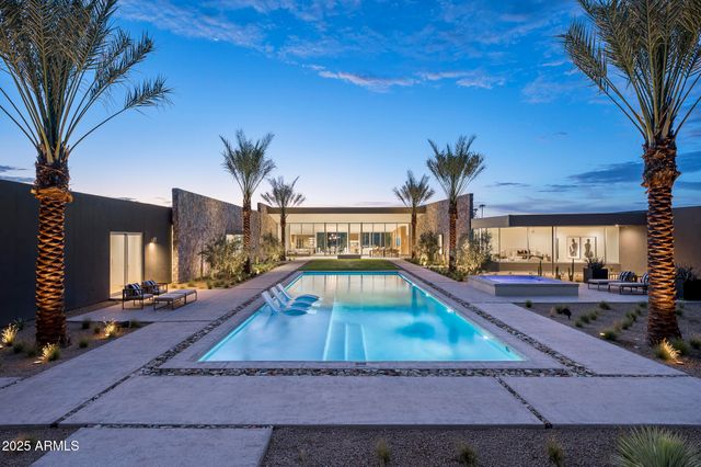 5120 N CASA BLANCA Drive, Paradise Valley, AZ 85253