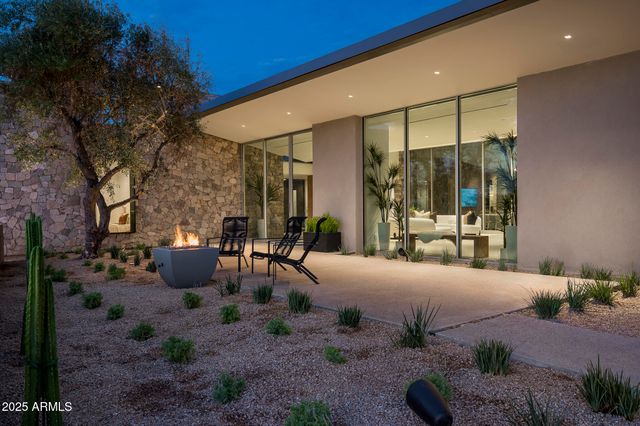 5120 N CASA BLANCA Drive, Paradise Valley, AZ 85253