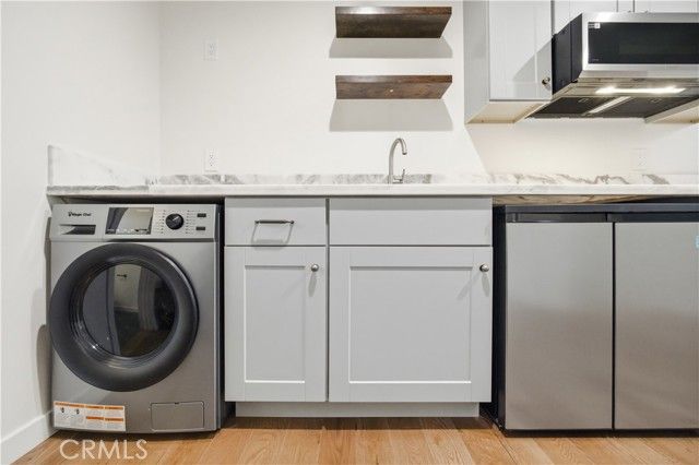 22121 Avenue Morelos, Woodland Hills (los Angeles), CA 91364