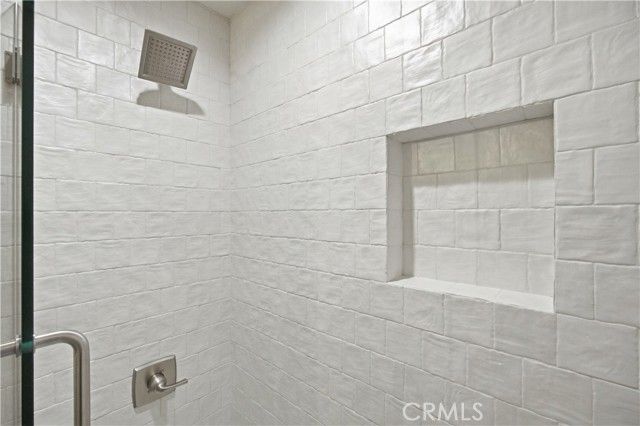 22121 Avenue Morelos, Woodland Hills (los Angeles), CA 91364