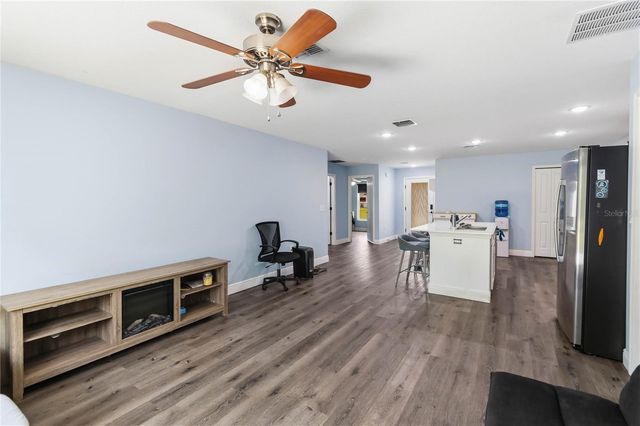 1639 11TH AVENUE, Deland, FL 32724