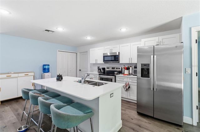 1639 11TH AVENUE, Deland, FL 32724