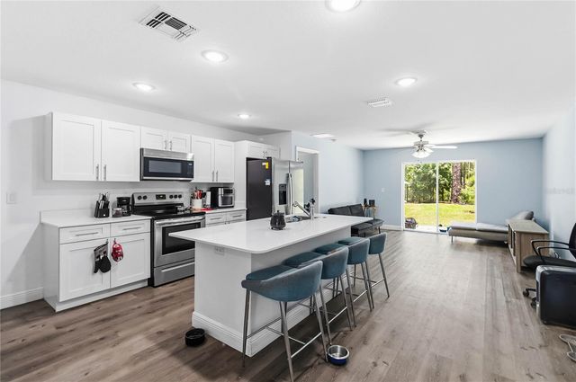 1639 11TH AVENUE, Deland, FL 32724