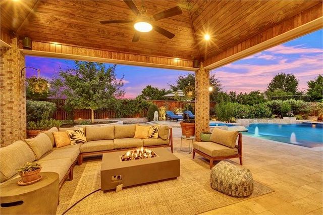 10210 Grape Creek Grove Lane, Cypress, TX 77433