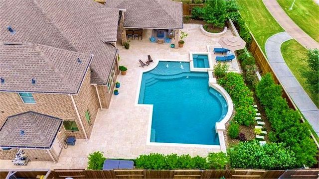 10210 Grape Creek Grove Lane, Cypress, TX 77433
