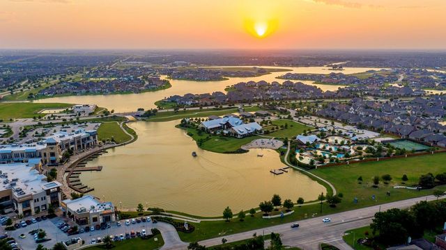 10210 Grape Creek Grove Lane, Cypress, TX 77433