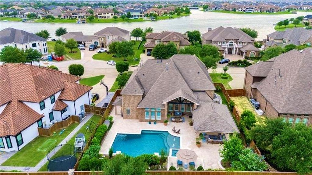 10210 Grape Creek Grove Lane, Cypress, TX 77433