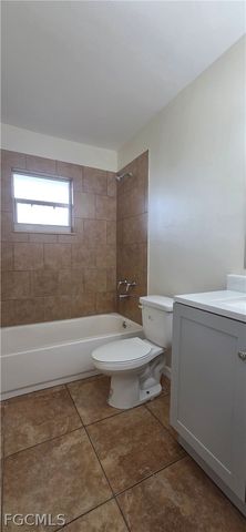 1415 NE 8th TER, Cape Coral, FL 33909