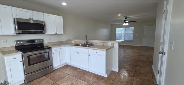 1415 NE 8th TER, Cape Coral, FL 33909