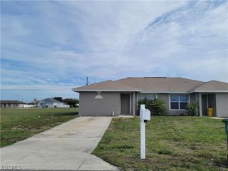 1415 NE 8th TER, Cape Coral, FL 33909