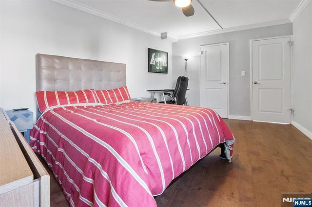 2000 Linwood Avenue 15P, Fort Lee, NJ 07024