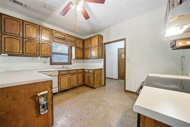 105 Swanson, Peachtree City, GA 30269