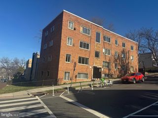 5200 CLAY ST NE, Washington, DC 20019
