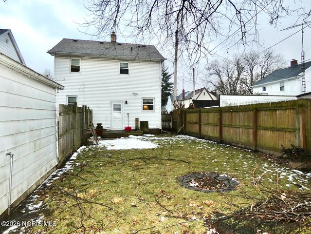 1546 Gould Road, Toledo, OH 43612