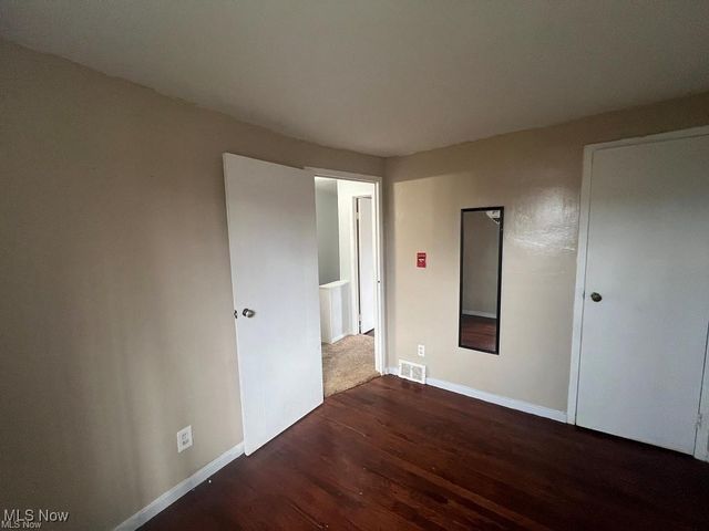 421 Kenwood Drive G, Euclid, OH 44123