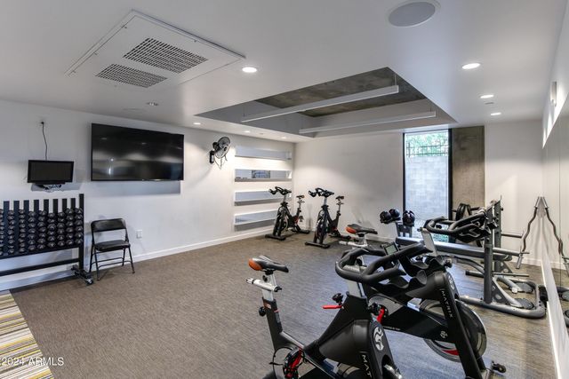 200 W PORTLAND Street 511, Phoenix, AZ 85003