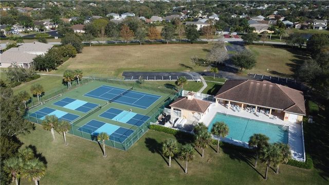 408 N Key Lime Square SW, Vero Beach, FL 32968