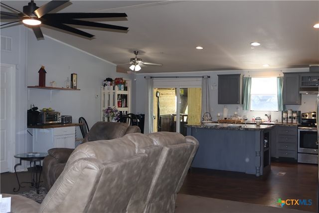 216 Salem Drive, Belton, TX 76513