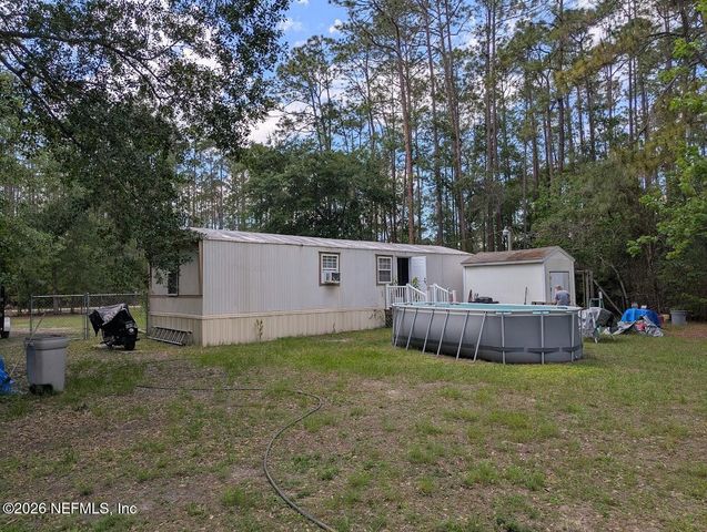 104 MOORE Avenue, Interlachen, FL 32148