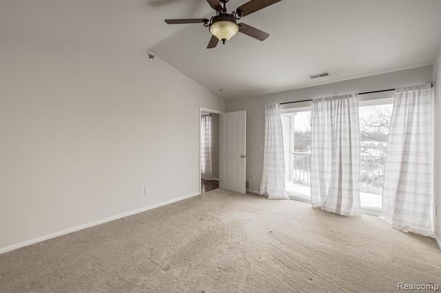 2206 Paradise Trail, Oxford, MI 48371