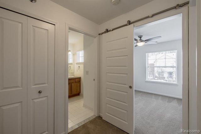 2206 Paradise Trail, Oxford, MI 48371