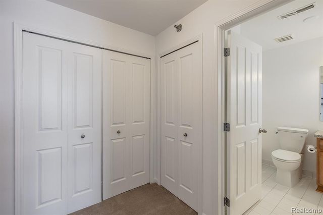 2206 Paradise Trail, Oxford, MI 48371