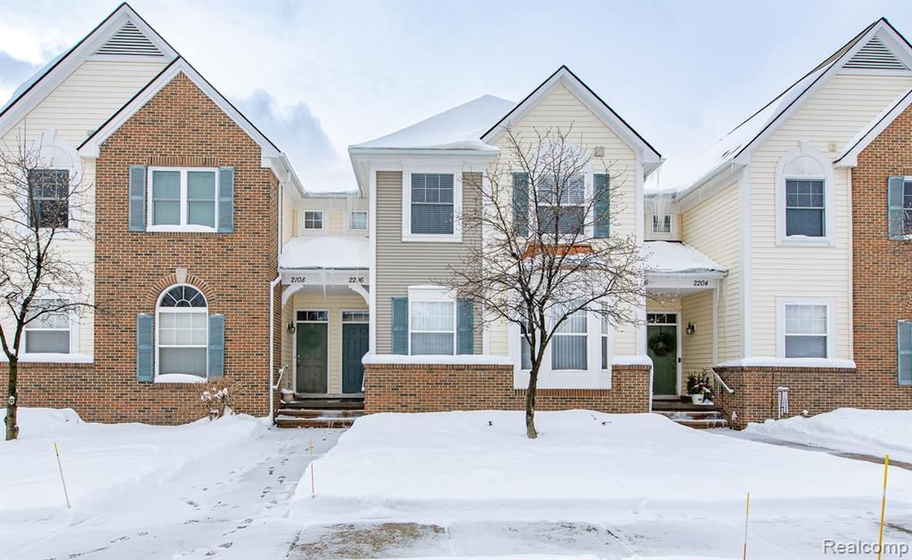 2206 Paradise Trail, Oxford, MI 48371